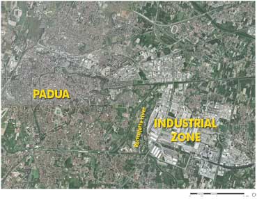 Fotopiano della città di Padova e della zona industriale con il parco e il fiume Roncajette posti a cuscinetto tra le due aree