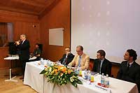 Il tavolo dei relatori durante l'intervento del Presidente Zip, Angelo Boschetti